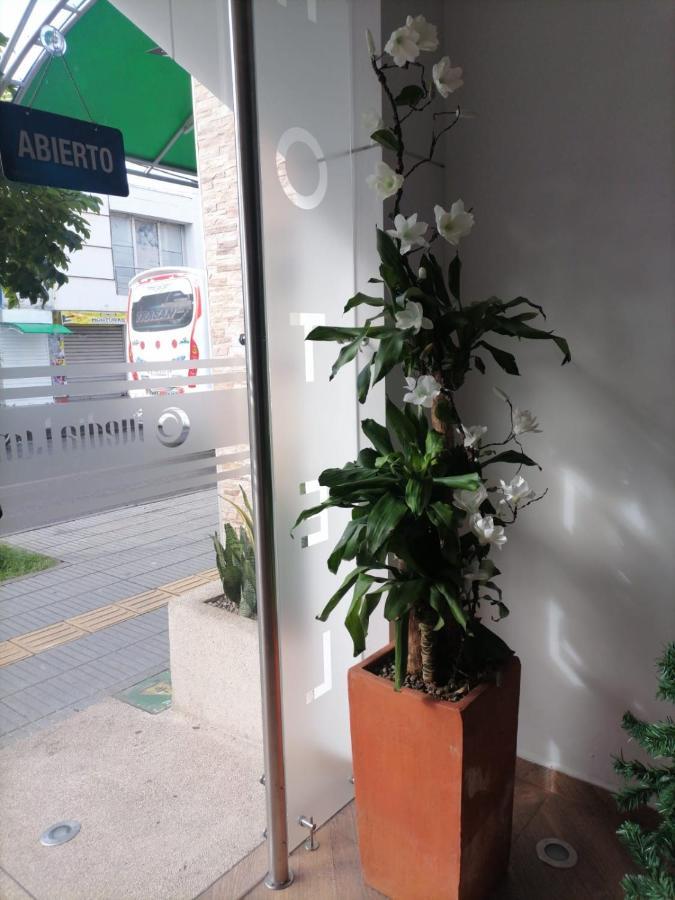 Hotel Media Luna Cucuta Exterior photo